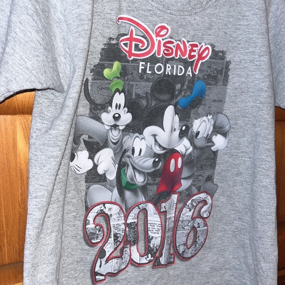 2016 Disney Tee - Picture 3 of 13